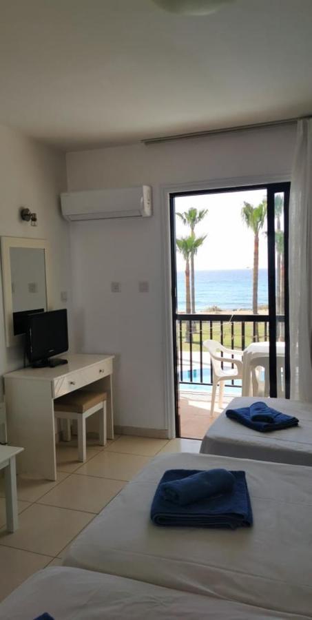 Simos Magic Beach Hotel Apts Айя Напа Екстериор снимка