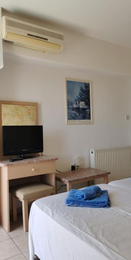 Simos Magic Beach Hotel Apts Айя Напа Екстериор снимка