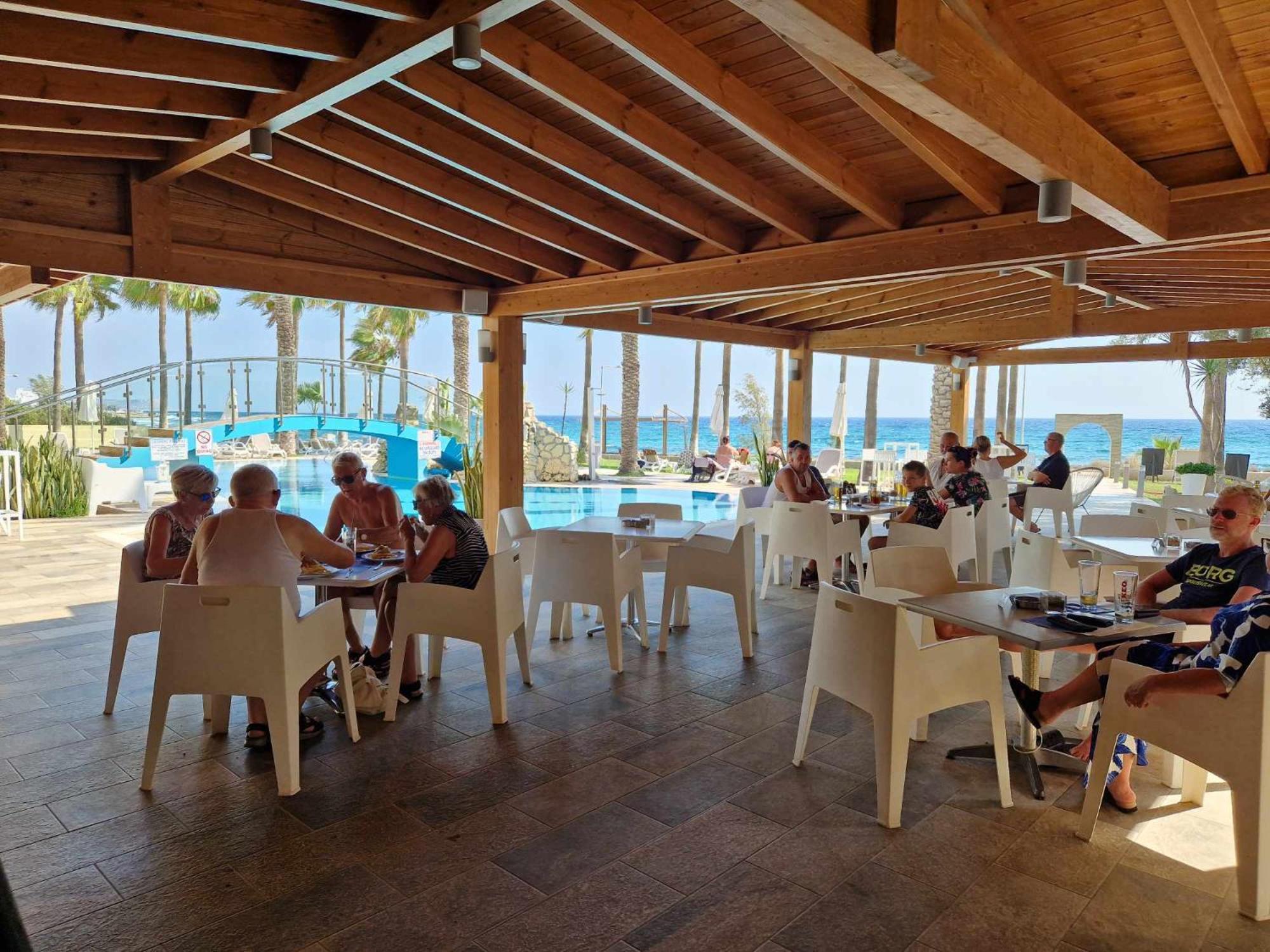 Simos Magic Beach Hotel Apts Айя Напа Екстериор снимка