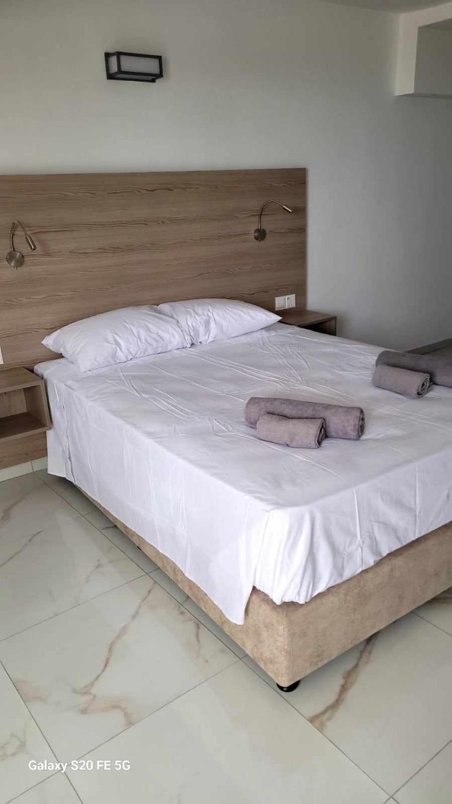 Simos Magic Beach Hotel Apts Айя Напа Екстериор снимка