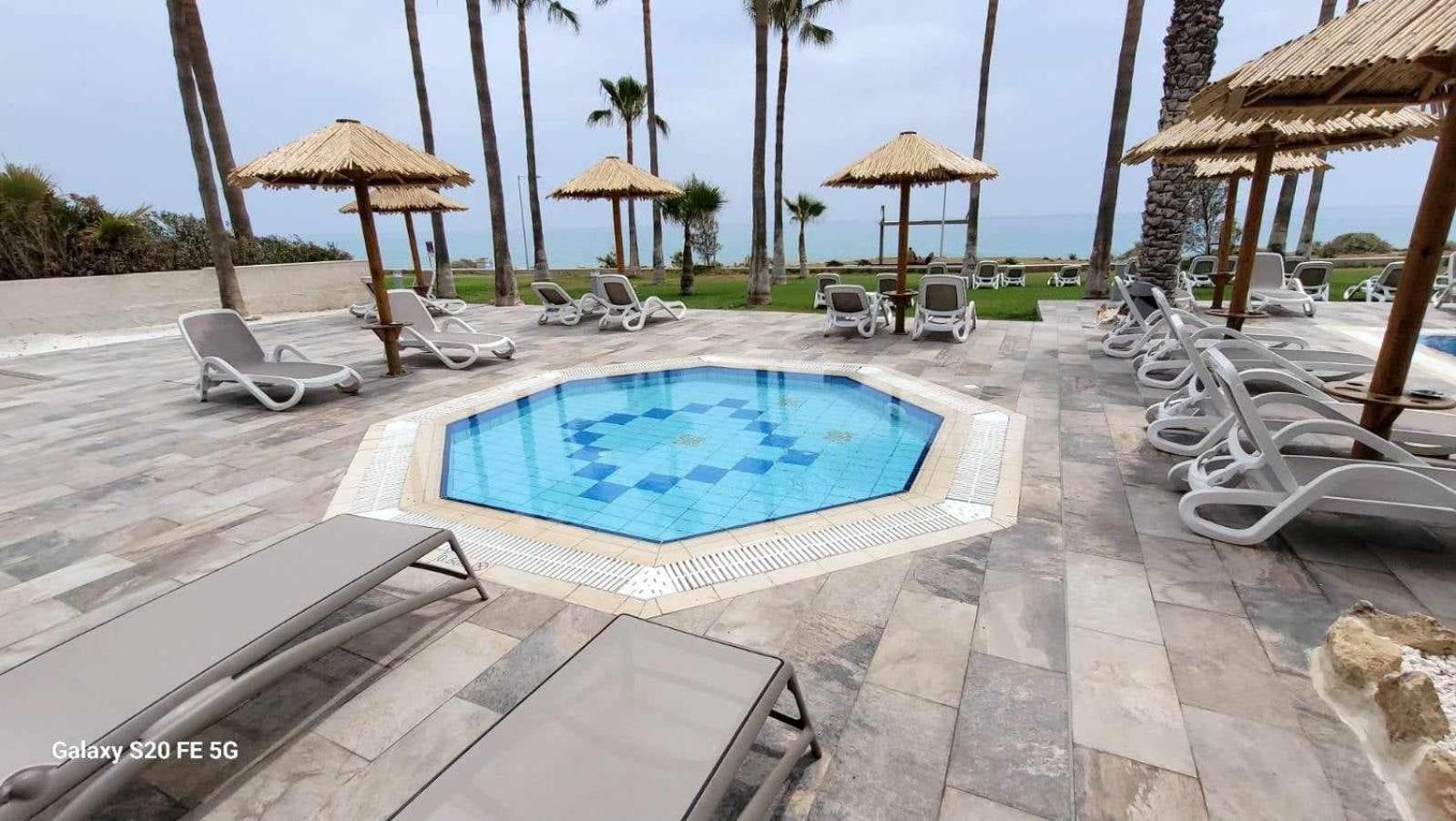 Simos Magic Beach Hotel Apts Айя Напа Екстериор снимка