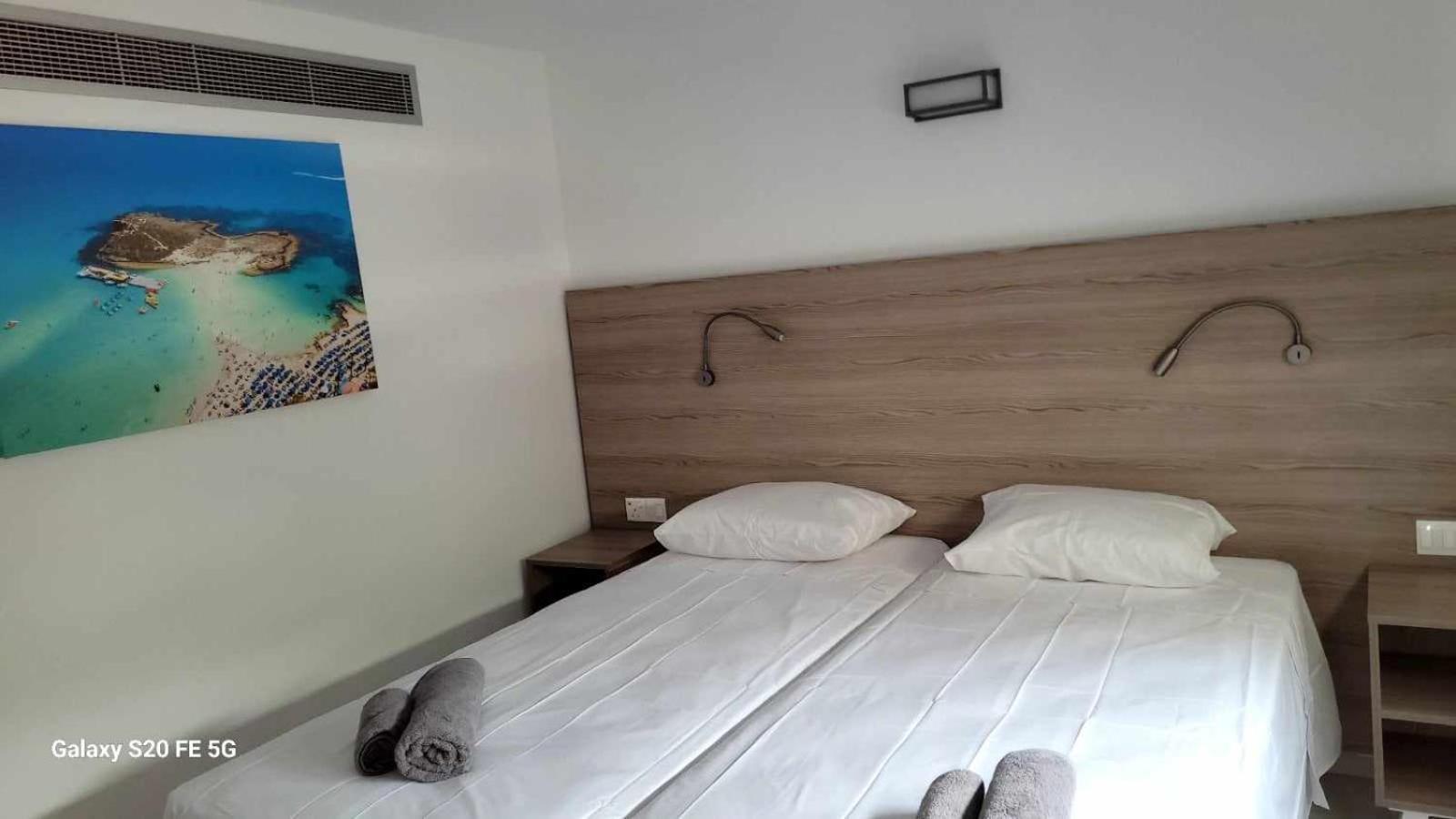 Simos Magic Beach Hotel Apts Айя Напа Екстериор снимка