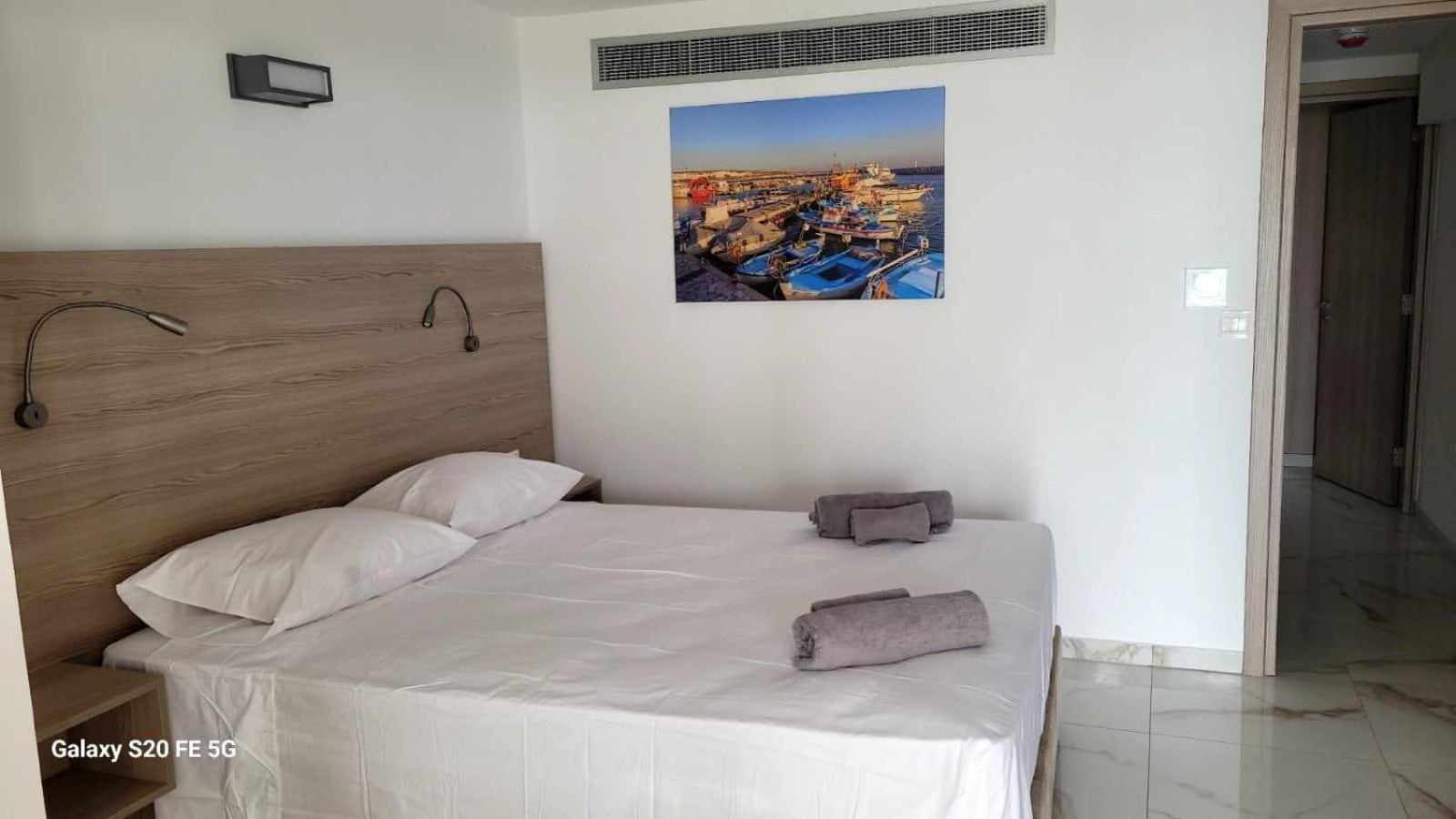 Simos Magic Beach Hotel Apts Айя Напа Екстериор снимка