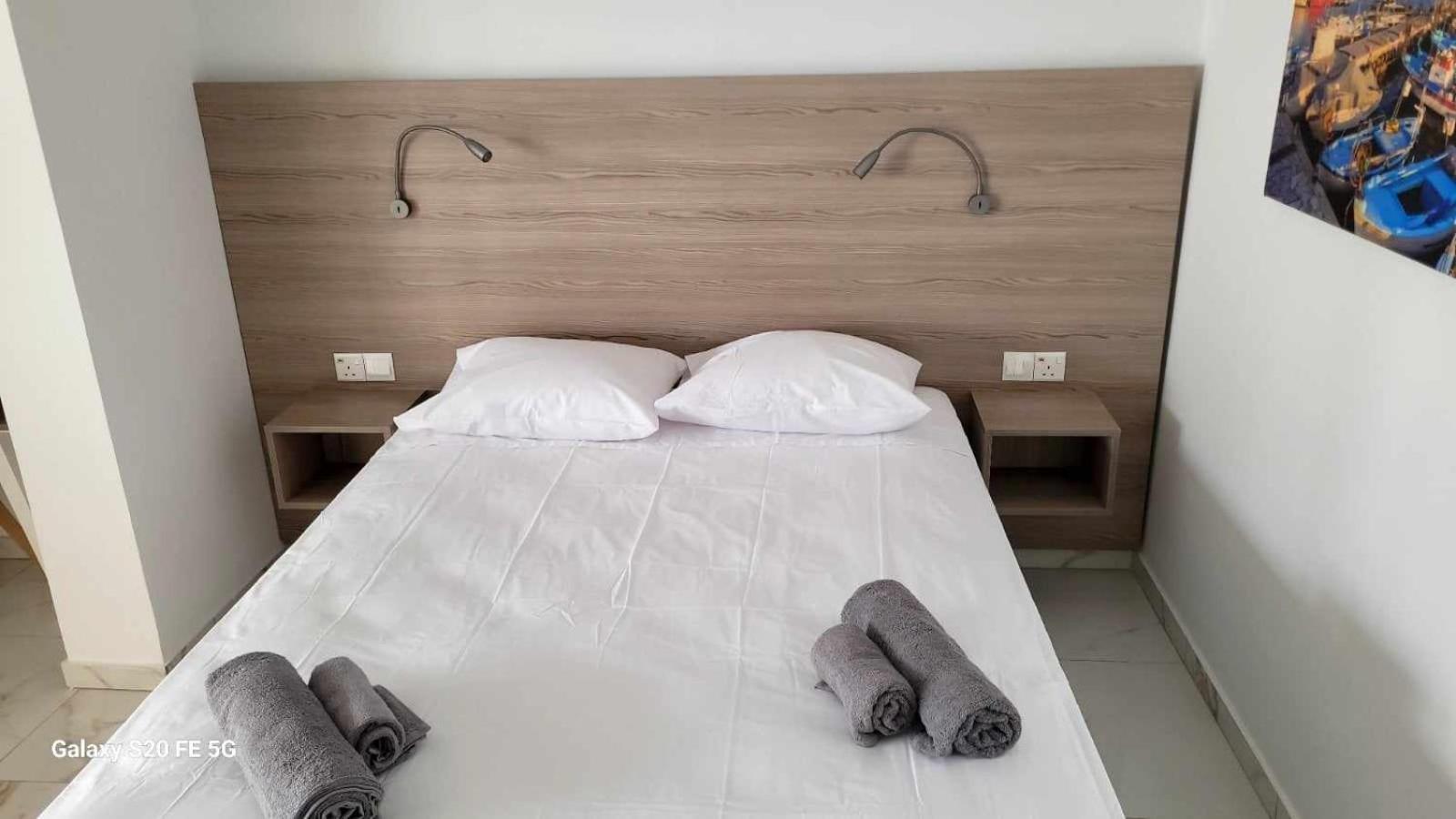 Simos Magic Beach Hotel Apts Айя Напа Екстериор снимка