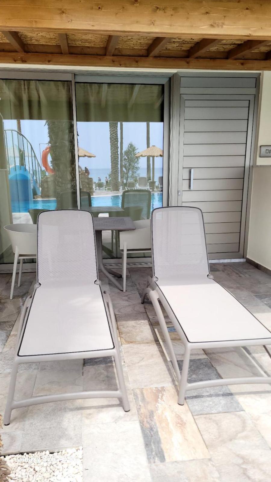Simos Magic Beach Hotel Apts Айя Напа Екстериор снимка