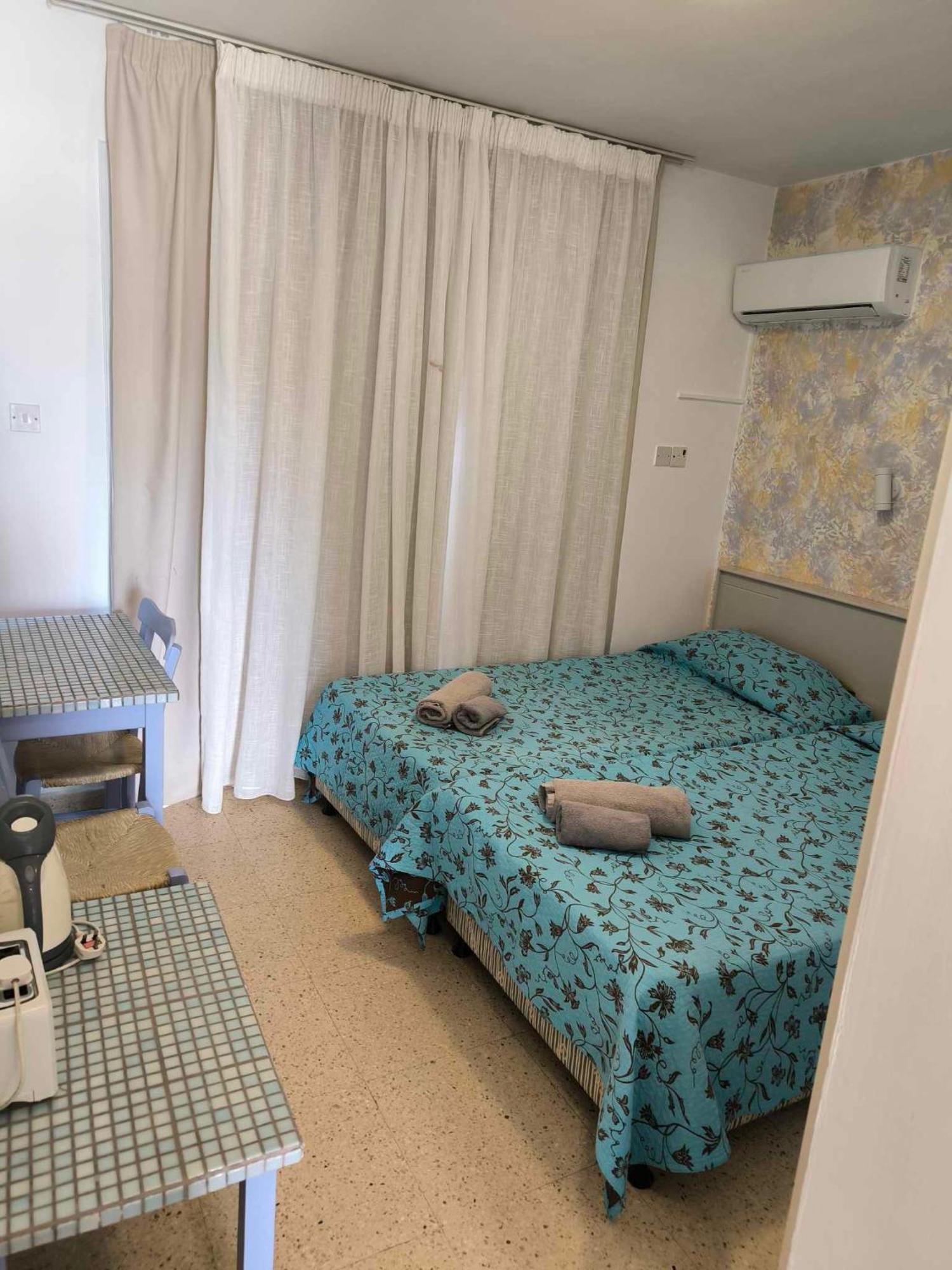 Simos Magic Beach Hotel Apts Айя Напа Екстериор снимка